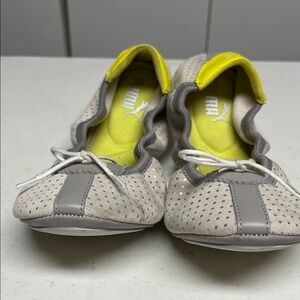 Vintage Puma Ballet flexible with Yellow Accents
